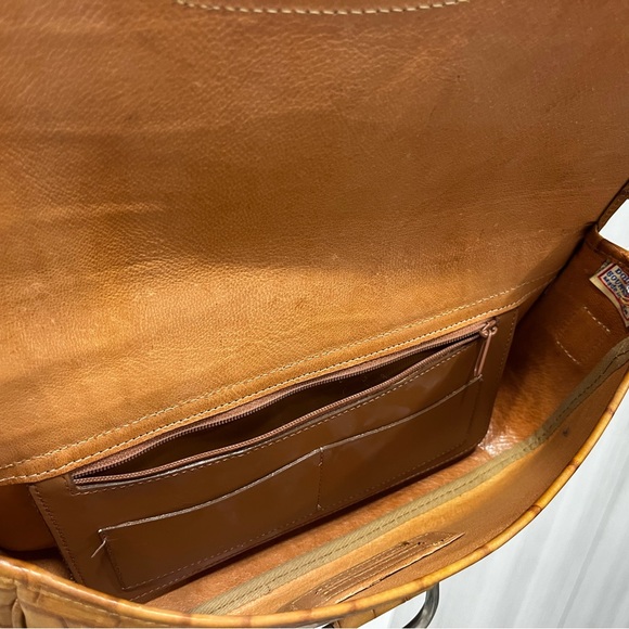 DOONEY AND BOURKE BAYOU COLLECTION SHOULDER BAG BFPM-06-396 - Picture 13 of 16